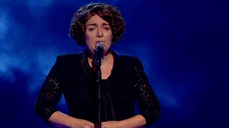 YFSF All Star | Η guest εμφάνιση της Ελένης Καρακάση ως Susan Boyle