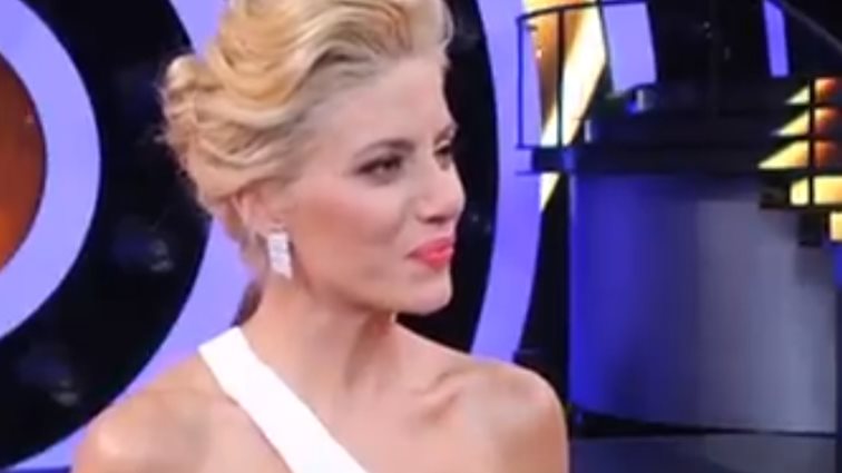 Ευαγγελία Αραβανή: Μιλάει για τον έρωτα με τον Οικονομόπουλο &amp; το ταξίδι για δύο στις Μαλδίβες