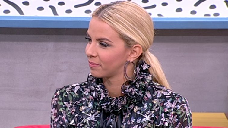 Τζένη Μελιτά: Η συγκίνηση μπροστά στην κάμερα για τον γάμο της Γαστεράτου &amp; την πρόσκληση που δεν έλαβε ποτέ
