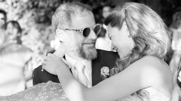 Πάπιγκο: Το Σάββατο ο κοσμικός γάμος του Αντώνη Λαιμού με τη Μαρίκα Αράπογλου - Εικόνες από τις προετοιμασίες