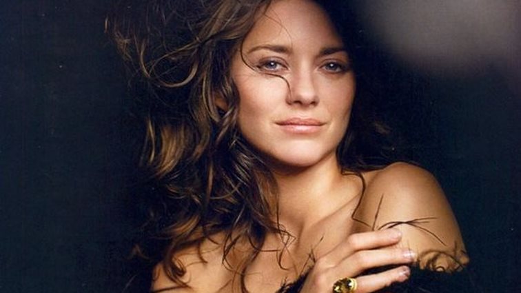 Marion Cotillard: Όλα όσα πρέπει να ξέρεις για το τρίτο πρόσωπο της σχέσης Jolie - Pitt