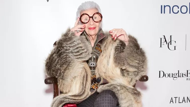 Iris Apfel | 102 χρόνια διαχρονικού και πολύχρωμου στιλ