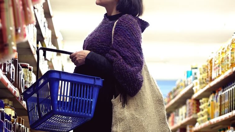 Κορονοϊός: Σενάρια για "κόφτη" στον αριθμό ατόμων σε καφέ, μπαρ, σούπερ μάρκετ