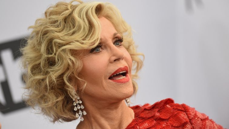 H Jane Fonda παραδέχεται ότι της "λύθηκαν τα γόνατα" μόλις είδε τον Tom Brady