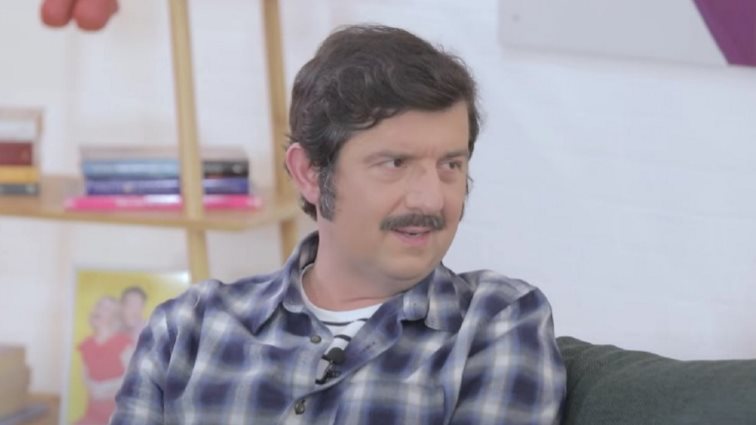 Μιχάλης Οικονόμου: "Το παιδί μας εύκολα μπορεί να γίνει στόχος επειδή είμαστε μια ομόφυλη οικογένεια"