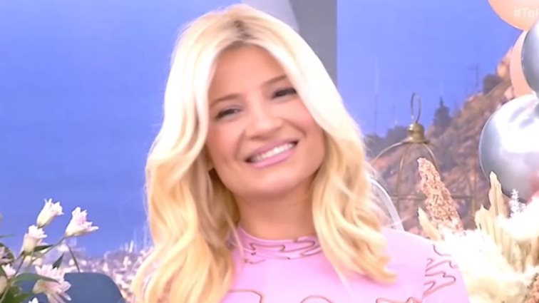 Έκπληξη για τη Φαίη Σκορδά από τους πρώην συνεργάτες της | Δείτε το βίντεο