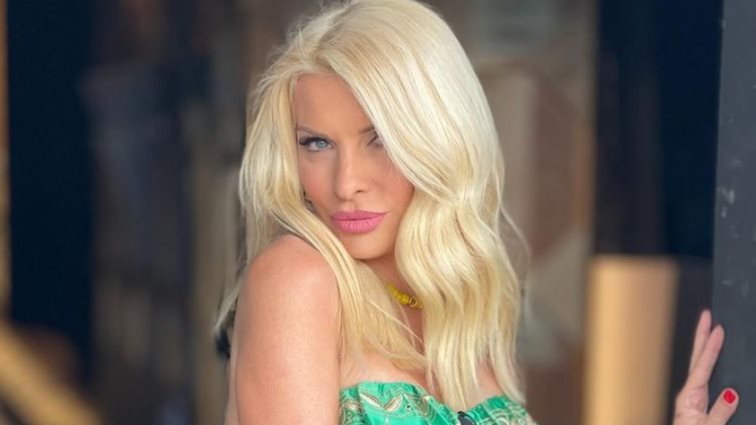 Η Ελένη Μενεγάκη με μια ακόμα προσωπική φωτογραφία τρελαίνει το Instagram!