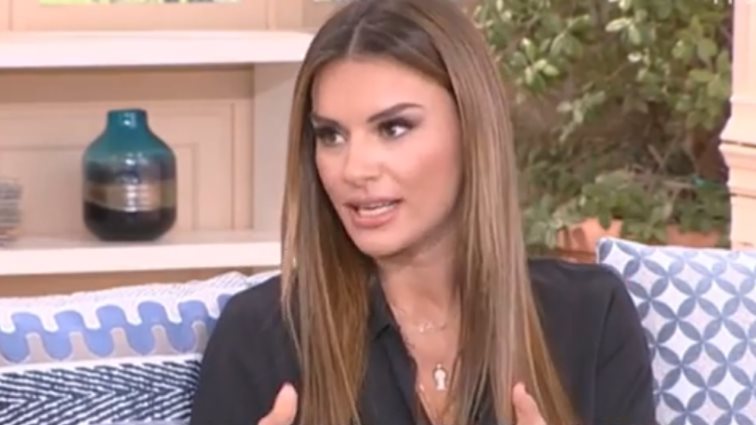 Ελένη Τσολάκη : Μιλάει για τα νούμερα του «Τι λέει;»: «Δεν είναι δύσκολη ζώνη για τον Alpha, είναι δύσκολη ζώνη για όλους»