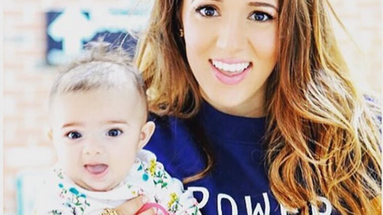 Καλομοίρα: Η ανοιξιάτικη βόλτα με την κόρη της στον ζωολογικό κήπο: Φωτογραφία