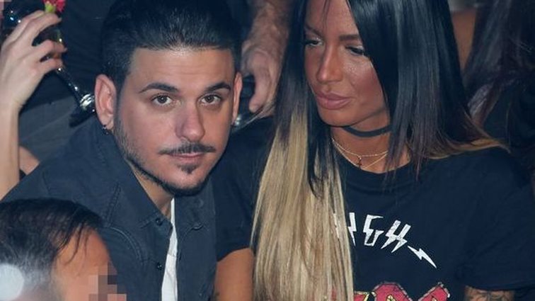 Stan: Νυχτερινή έξοδος με τη σύντροφό του: Οι φωτογραφίες που σχολιάστηκαν έντονα