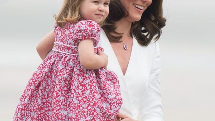 Πριγκίπισσα Charlotte
: Πρώτη μέρα στο σχολείο!