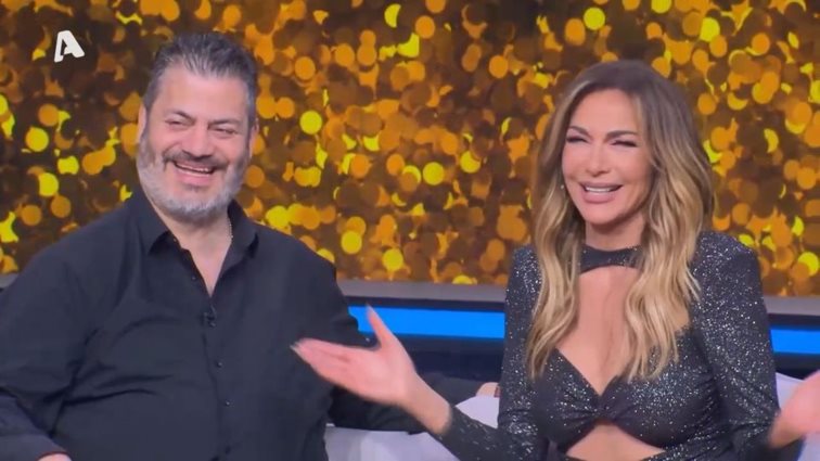 Μανώλης Κονταρός σε Δέσποινα Βανδή: &quot;Με έχει στριμώξει ο κόσμος. Με ρωτάει εάν θα σε στεφανώσω&quot;