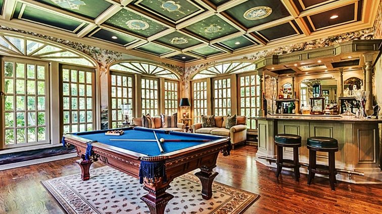 Το σπίτι των ονείρων σου!: Προς πώληση η τεράστια έπαυλη του πραγματικού Λύκου της Wall Street
