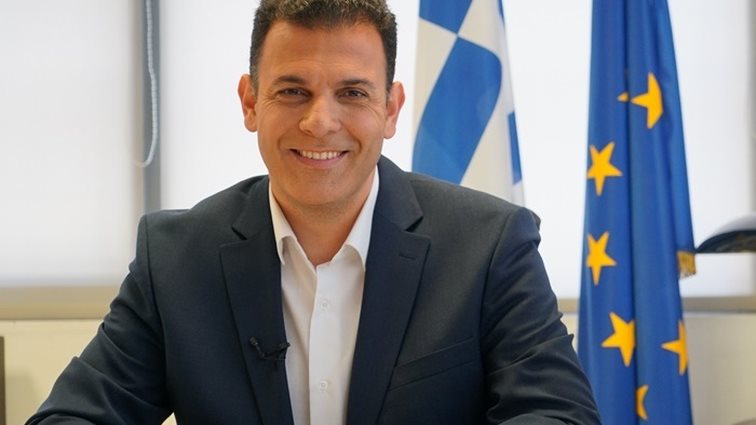 Πένθος για τον Γιώργο Καραμέρο: &quot;Όλοι αυτοί οι μήνες ήταν ασύλληπτα δύσκολοι για την οικογένειά μας&quot;