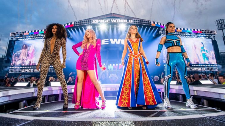 Spice Girls: Η πρώτη τους συναυλία δεν ήταν αυτό που περίμενες! Δείτε τα video