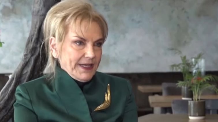 Φωτεινή Πιπιλή: Το μούγκωσαν - &quot;Έλα τώρα, τα βάζεις με αυτούς;&quot; μου έλεγαν