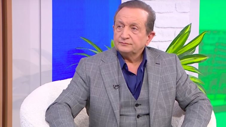 Η απάντηση του Σπύρου Μπιμπίλα μετά τις αντιδράσεις για τη δήλωσή του για τους υπαλλήλους της ΕΡΤ: "Μην θιγεστε"