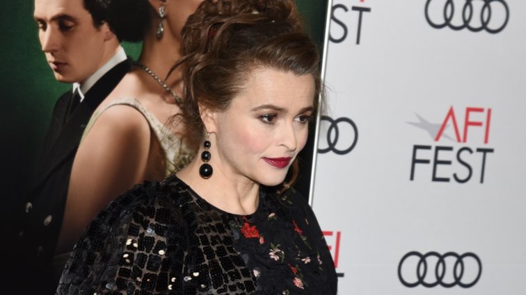 Helena Bonham Carter | Πήρε ξεκάθαρη θέση για τον Johnny Depp μετά την δίκη με την Amber Heard