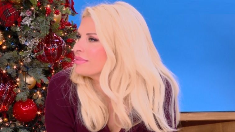 Ελένη Μενεγάκη: "Γιατί δεν κάνει να μου πείτε ότι ξεπρήστηκα; Δηλαδή κανείς δεν θα μου λέει καλή κουβέντα;"