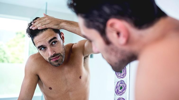 Μήπως για τα χαμένα σου μαλλιά φταίει η εναλλαγή των εποχών;
: Μια νέα έρευνα στα εξηγεί όλα!
