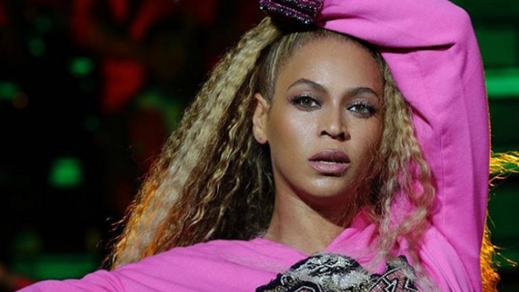 Beyonce: Οι νέες uber sexy εμφανίσεις της στο Coachella