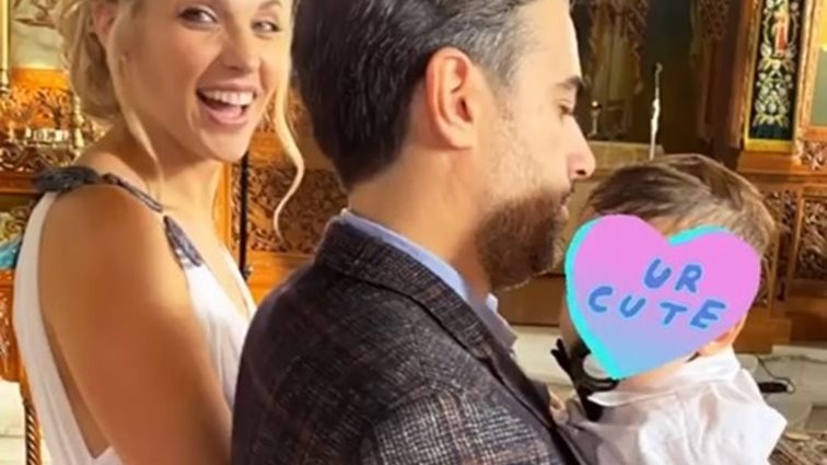 Μαντώ Γαστεράτου: Δείτε τι επέλεξε να φορέσει στη βάφτιση του γιου της
