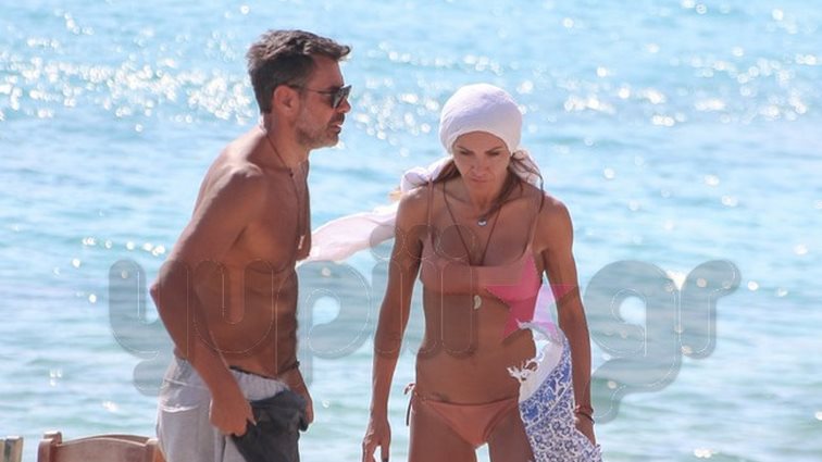 Ιωσήφ Μαρινάκης &amp; Χρύσα Καλπάκη: Σαν ναυαγοί, σαν ροβινσώνες... Χαλαρές στιγμές στα Κουφονήσια