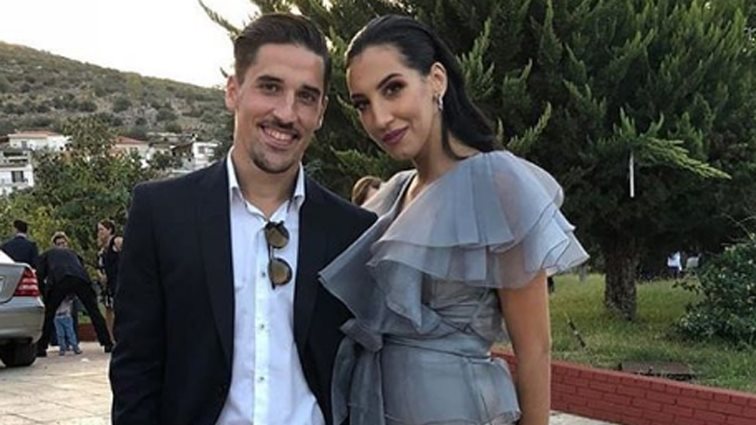 Σοφία Λεοντίτση: Παντρεύτηκε! Οι πρώτες εικόνες από τον γάμο της