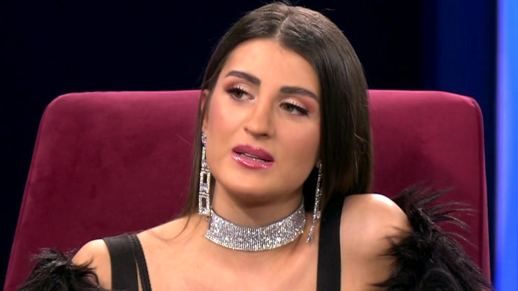 DeeVibes | Εβελίνα: Η προσωπική εξομολόγηση στη Μελέτη