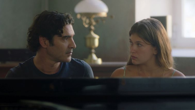 Maestro | Βραδινή έξοδος των ηθοποιών λίγο πριν την έναρξη του δεύτερου κύκλου