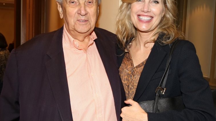 Δημήτρης Κοντομηνάς: Η σπάνια δημόσια εμφάνιση με τη συνοδό του, Λώρη: Φωτογραφίες