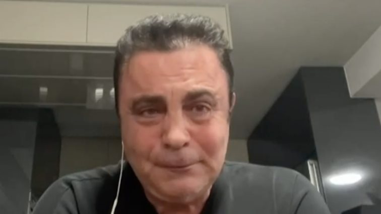 Ξέσπασε σε λυγμούς ο Χάρης Ακριτίδης: &quot;Έδιναν 10% πιθανότητα στον γιο μου να ζήσει&quot;