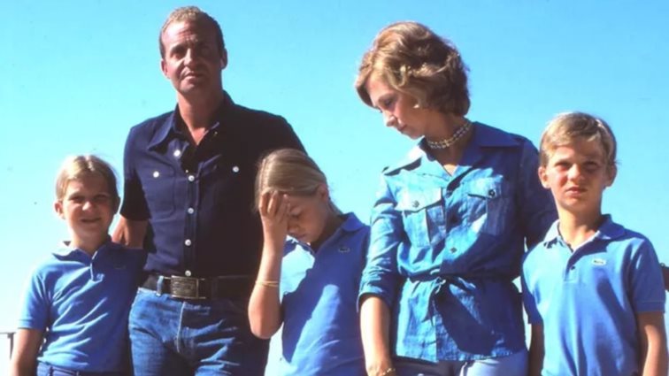 Βασίλισσα Σοφία | &quot;Ψεύτικος&quot; ο γάμος της με τον βασιλιά Χουάν Κάρλος λένε τα γερμανικά Μέσα