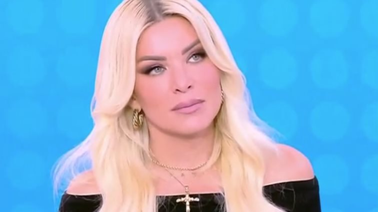 Κατερίνα Καινούργιου: "Ξαναβλέπω αυτήν την ανθρωποφαγία - Το να σχολιάζουν μέχρι και τη σύντροφο του Βασίλη Μπισμπίκη..."