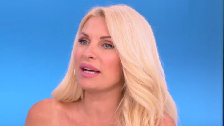 Στο πλευρό του Γιώργου Καπουτζίδη και η Ελένη Μενεγάκη: &quot;Κέντησε στην παρουσίαση της Eurovision&quot;