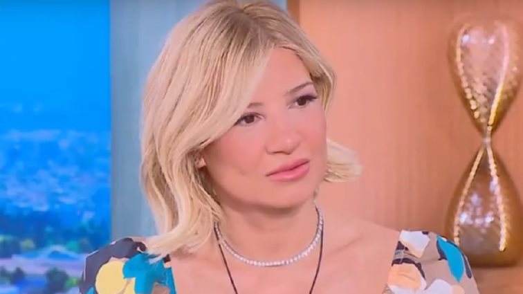 Φαίη Σκορδά: "Είναι προσωπικές επιλογές - Το τι συμβαίνει στο σπίτι ενός ανθρώπου όταν κλείνει η πόρτα..."