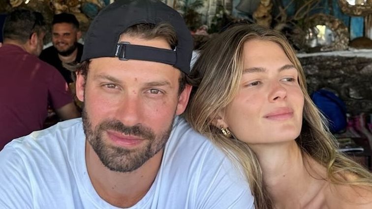 Αμαλία Κωστοπούλου | Η σέξι φωτογραφία με τον μέλλοντα σύζυγό της, που δημοσίευσε