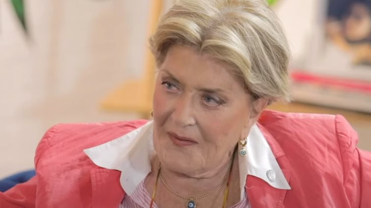 Βάσια Τριφύλλη: &quot;Θεωρώ πολύ δυστυχισμένα τα ομόφυλα ζευγάρια&quot;