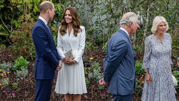 Ο Πρίγκιπας Κάρολος θέλει να παραχωρήσει τον βρετανικό θρόνο στον William