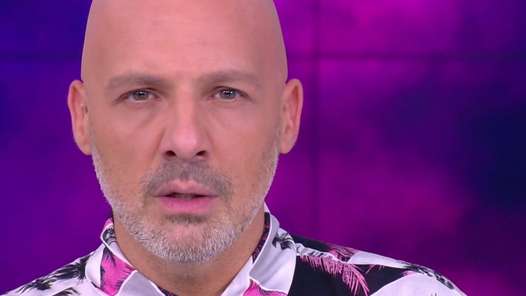 Νίκος Μουτσινάς: Η αιχμηρή ατάκα για το GNTM: «Κι αν έχω δώσει κάποια λεφτά και έχω workshop με τη Βίκυ Καγιά, να μη με περάσει;»