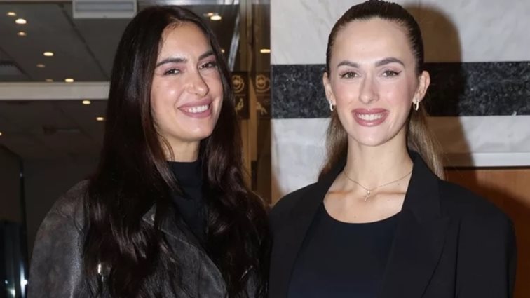 Άννα και Τέα Πρέλεβιτς σε βραδινή έξοδο με την κούκλα μητέρα τους