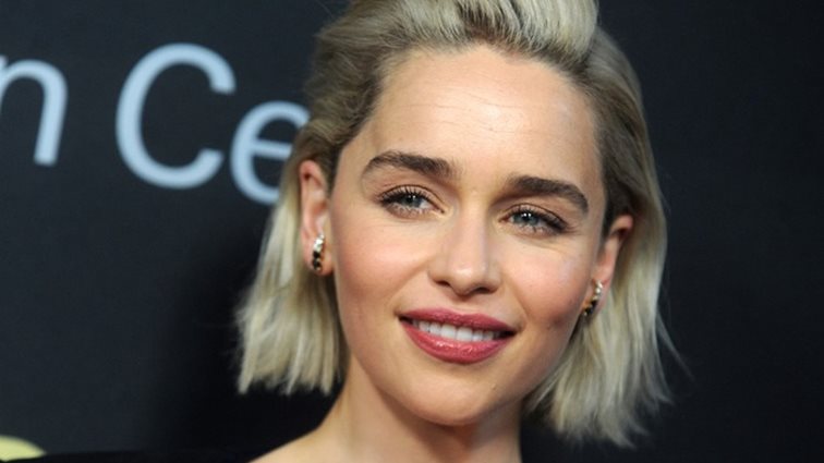 Emilia Clarke: Μόλις έκοψε τα μαλλιά της (πολύ!) κοντά