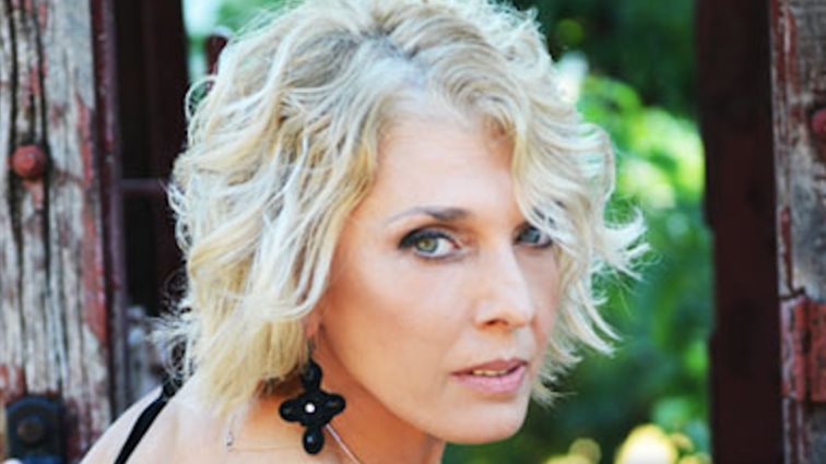 Κρινιώ Νικολάου: &quot;Ήμουν πολύ αφελής που νόμιζα ότι όλοι είναι όπως εγώ&quot;