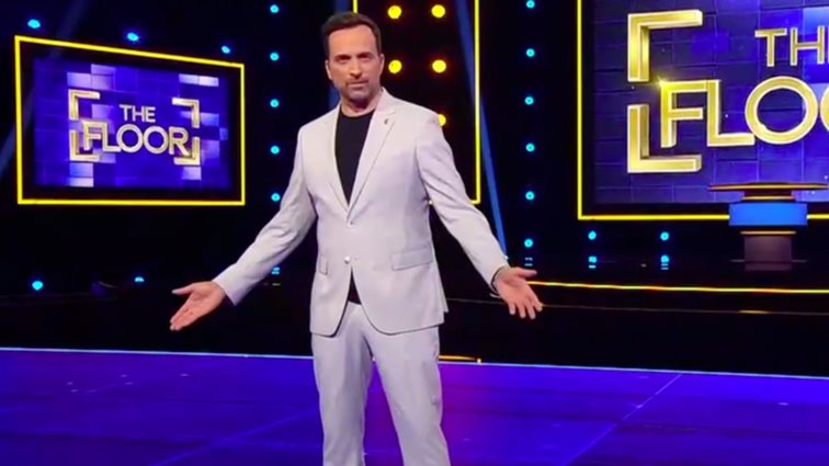 Ο Γιώργος Λιανός έκανε πρεμιέρα στον ΣΚΑΪ: "Καλώς ήρθατε στο μυθικό The Floor"