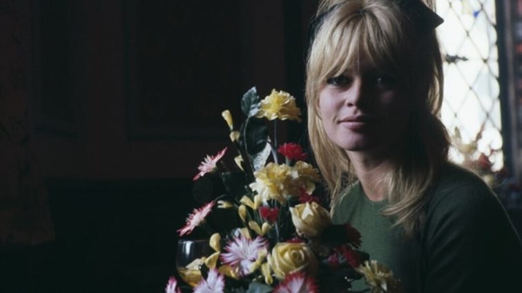 Όταν η Μπριζίτ Μπαρντό έστειλε το πιο ουσιαστικό μήνυμα απέναντι στις γυνακείες ανασφάλειες