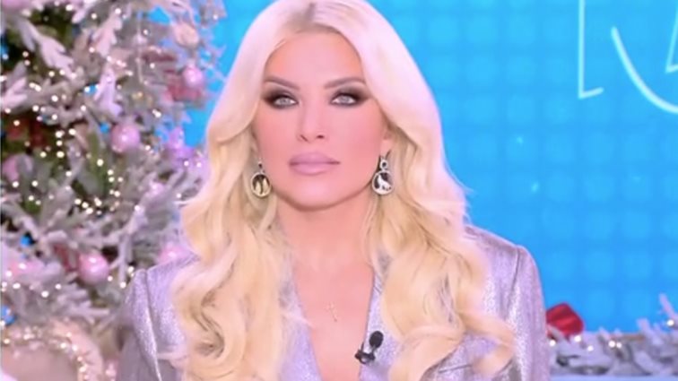 Κατερίνα Καινούργιου: "Δεν σηκώθηκα καν απ' την καρέκλα όταν είδα την Κίμπερλι"