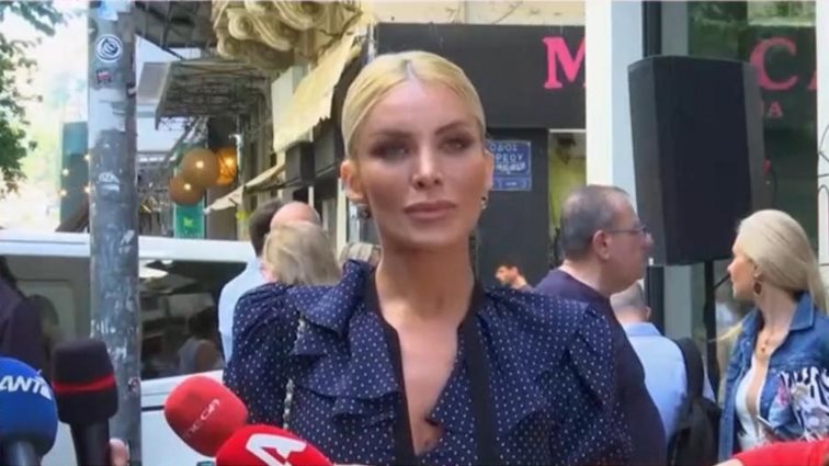 Η αντίδραση της Κατερίνας Καινούργιου στην ερώτηση για τον Φίλιππο Τσαγκρίδη: "Είναι φίλος σου, ρώτα τον εσύ, αγάπη μου"