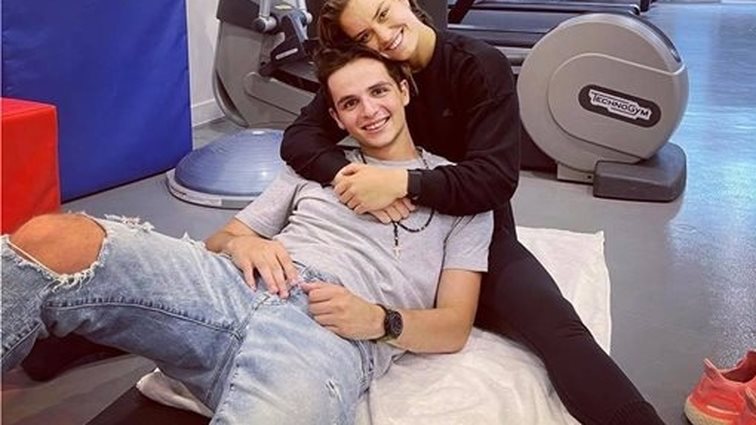 Στο πλευρό της Μαρίας Σάκκαρη ο Κωνσταντίνος Μητσοτάκης