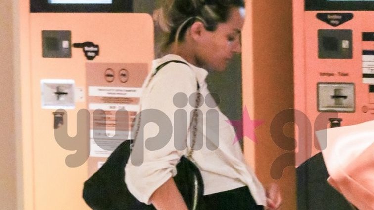 Βασιλική Μιλλούση: Με φουσκωμένη κοιλίτσα σε καθημερινές στιγμές