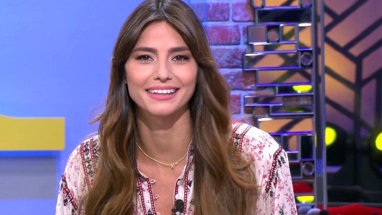 Ηλιάνα Παπαγεωργίου : Πιο όμορφη και καλοβαμμένη από ποτέ στην πρεμιέρα της!
